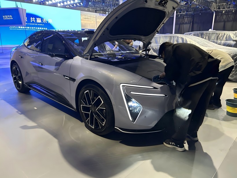 Εξερεύνηση του χώρου στο 2025 Shanghai Auto Show: Avita 06 Spotted, προς πώληση από 191.900 γιουάν (περιορισμένος χρόνος)